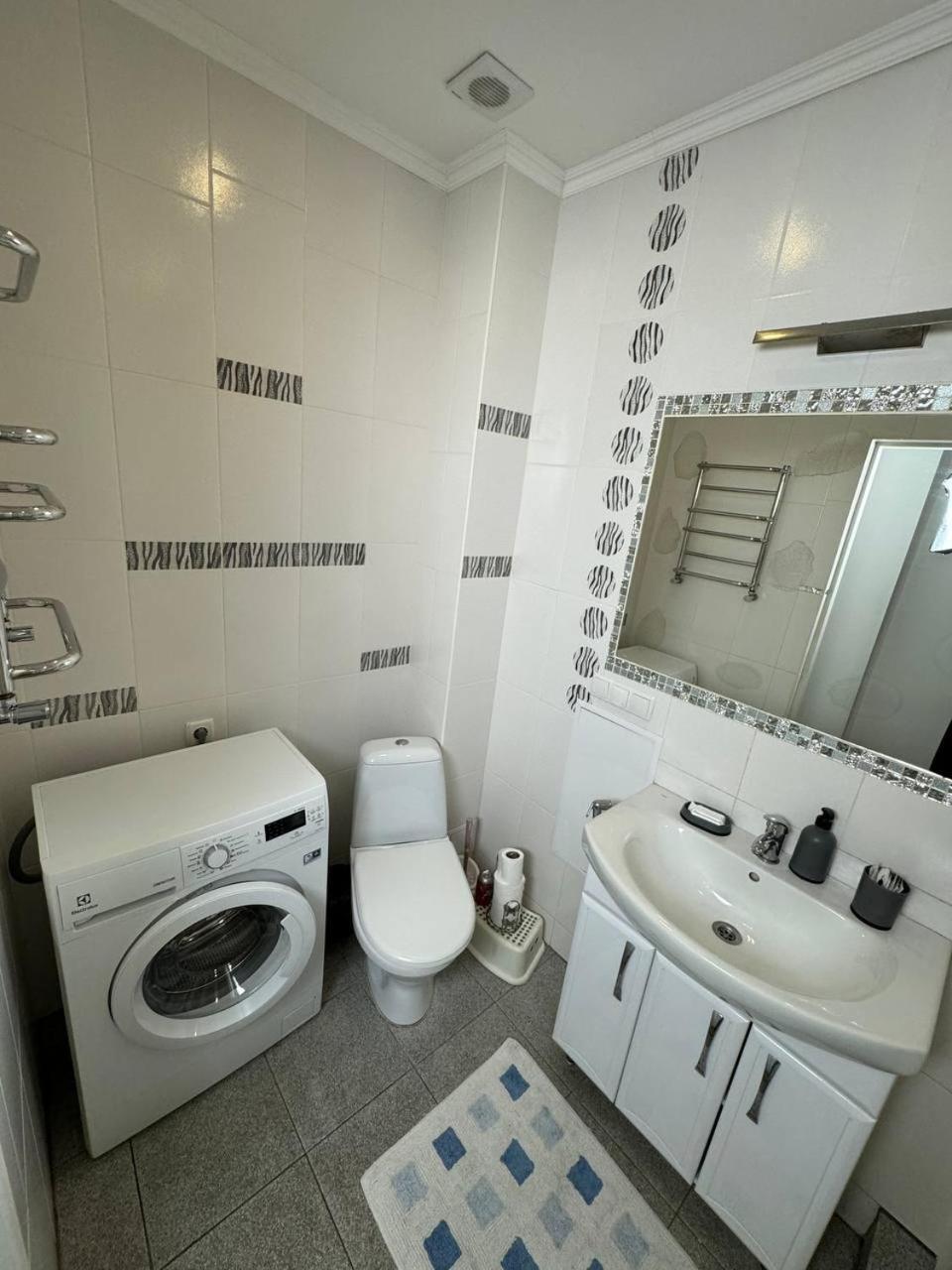 Apartment For Guests With Soul Виниця Екстериор снимка
