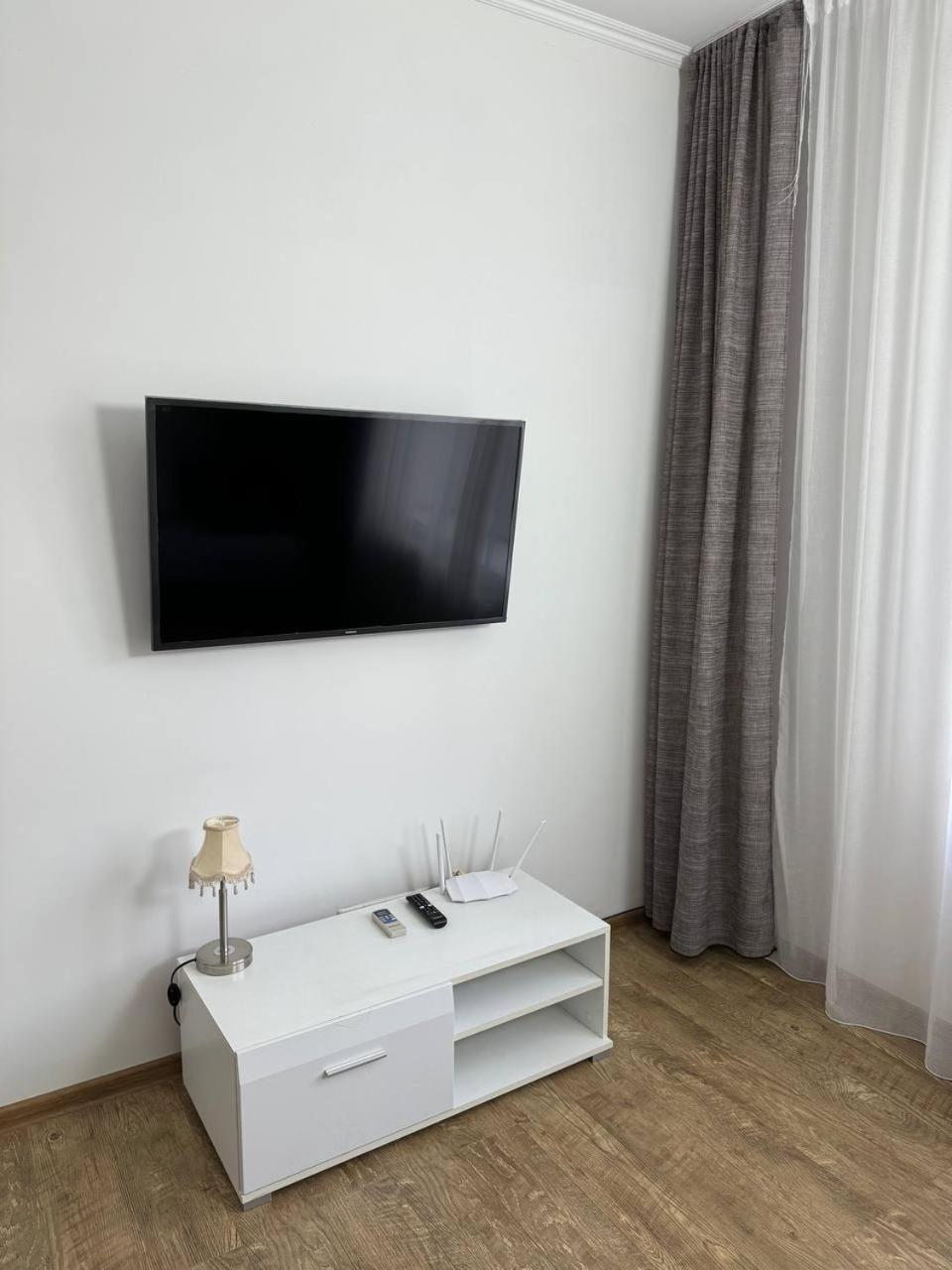 Apartment For Guests With Soul Виниця Екстериор снимка